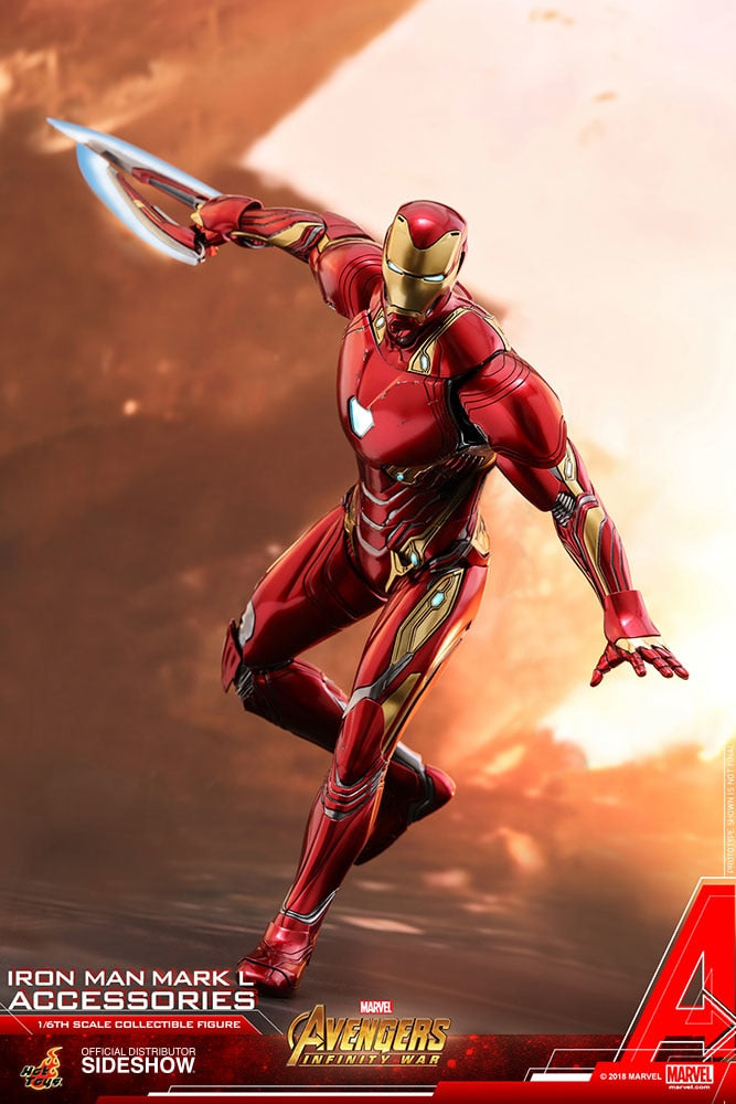 Load image into Gallery viewer, Diecast Iron Man Mark L w/Special Edition Accessory Set - MINT IN BOX

