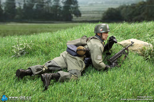 WWII - German - Fallschirmjager Schmeling - MINT IN BOX
