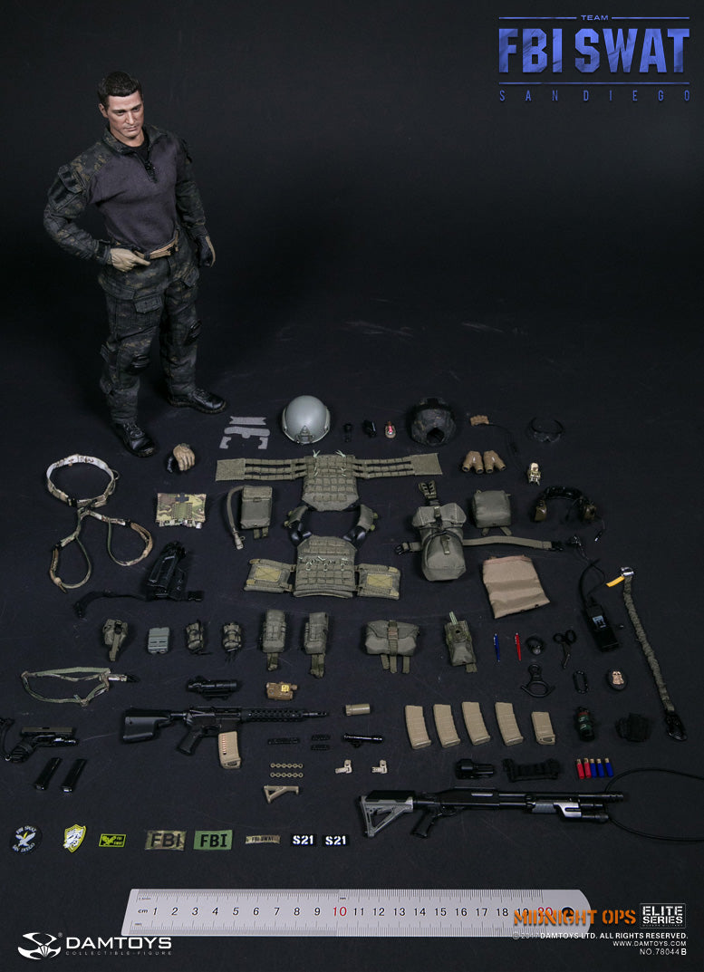 Load image into Gallery viewer, San Diego SWAT - Team B - Midnight Ops - MINT IN BOX
