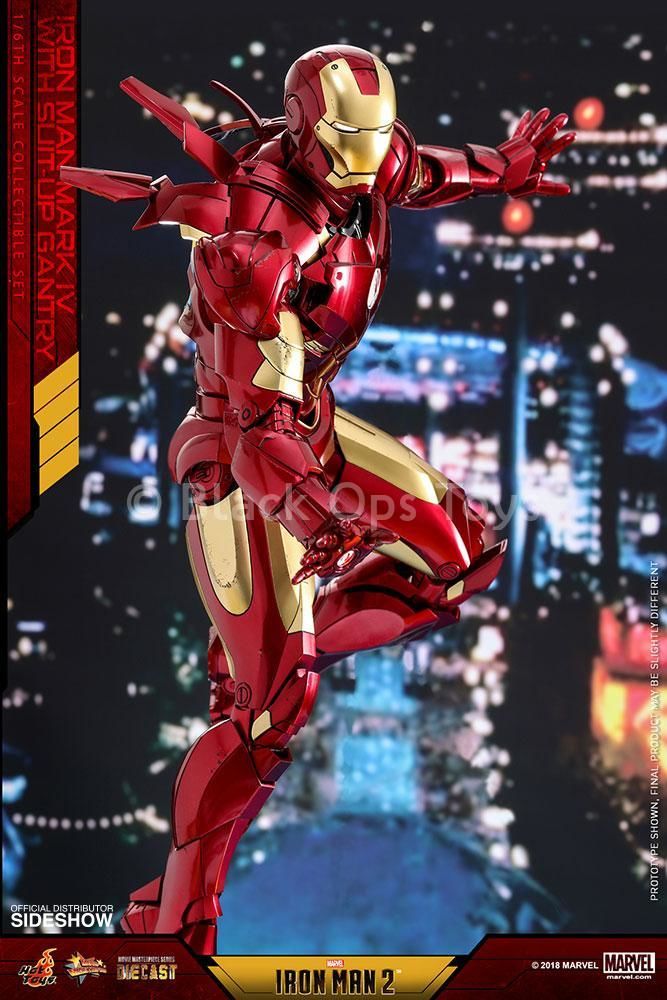 Load image into Gallery viewer, Iron Man Mark IV w/Suit-up Gantry - MINT IN BOX
