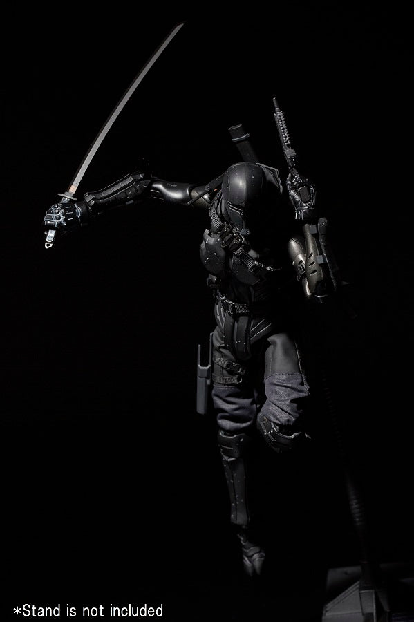 Load image into Gallery viewer, GI JOE - Snake Eyes - Forearm Armor w/Hidden Blades (Right)

