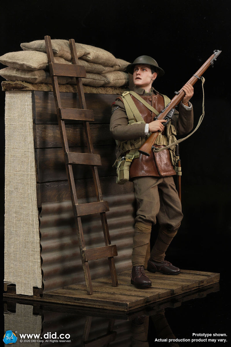 Load image into Gallery viewer, WWI - British - LCpl William w/Trench - MINT IN BOX (READ DESC)
