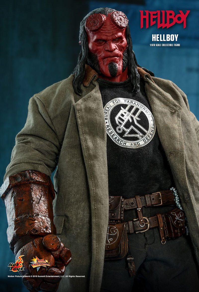 Load image into Gallery viewer, Hellboy 2019 - MINT IN BOX
