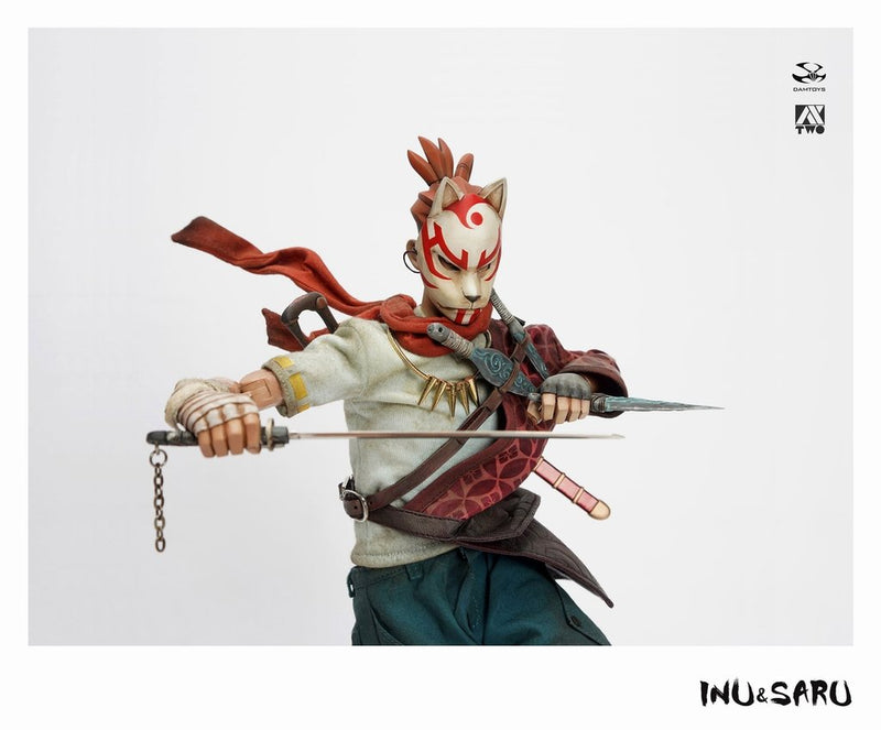 Load image into Gallery viewer, Ninkyo Seiji - Half-Kimono w/Sword, Dagger &amp; Holster Set
