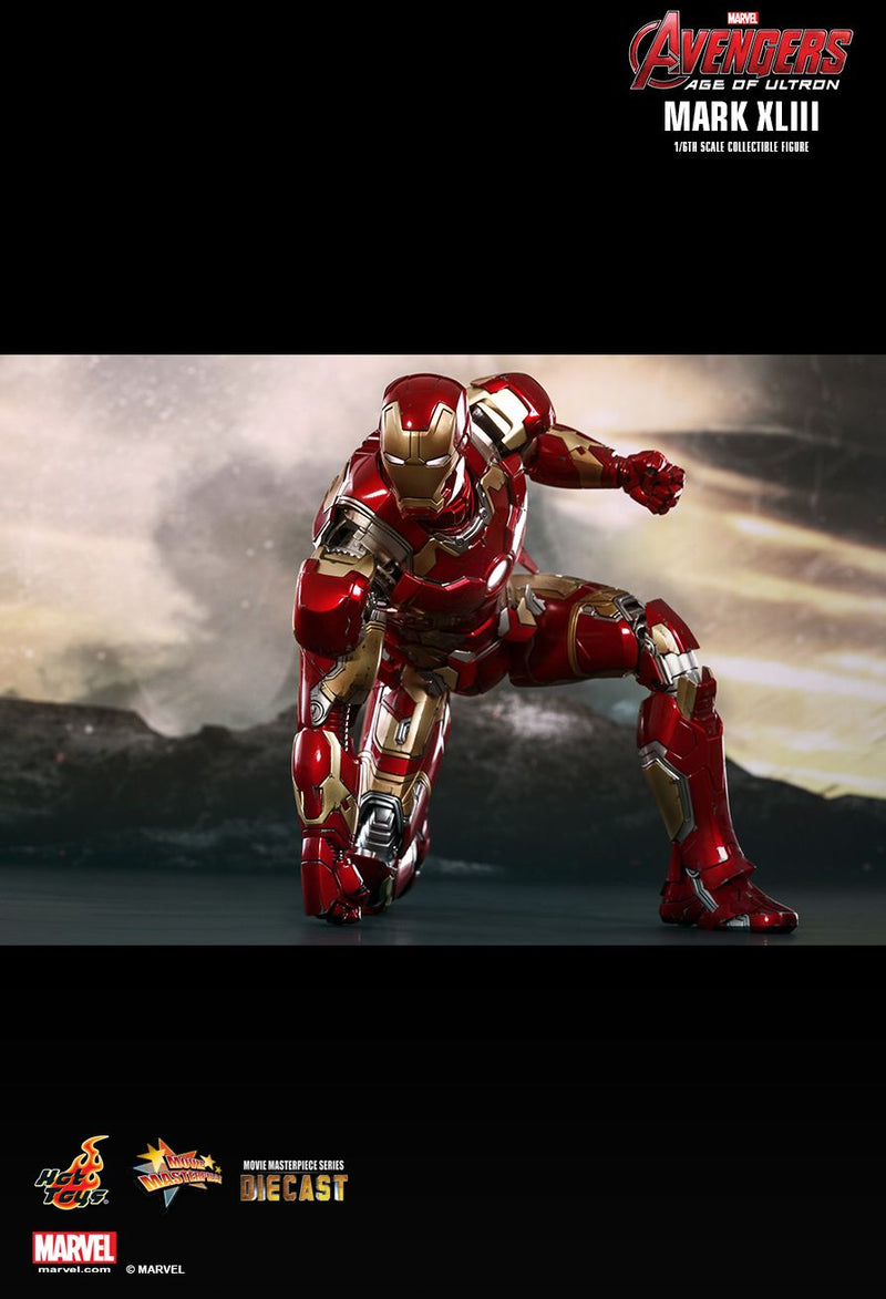 Load image into Gallery viewer, Avengers: Age of Ultron - Diecast Iron Man MK43 - MINT IN BOX

