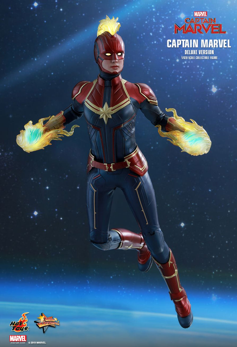 Load image into Gallery viewer, Captain Marvel - Carol Danvers Deluxe - MINT IN BOX
