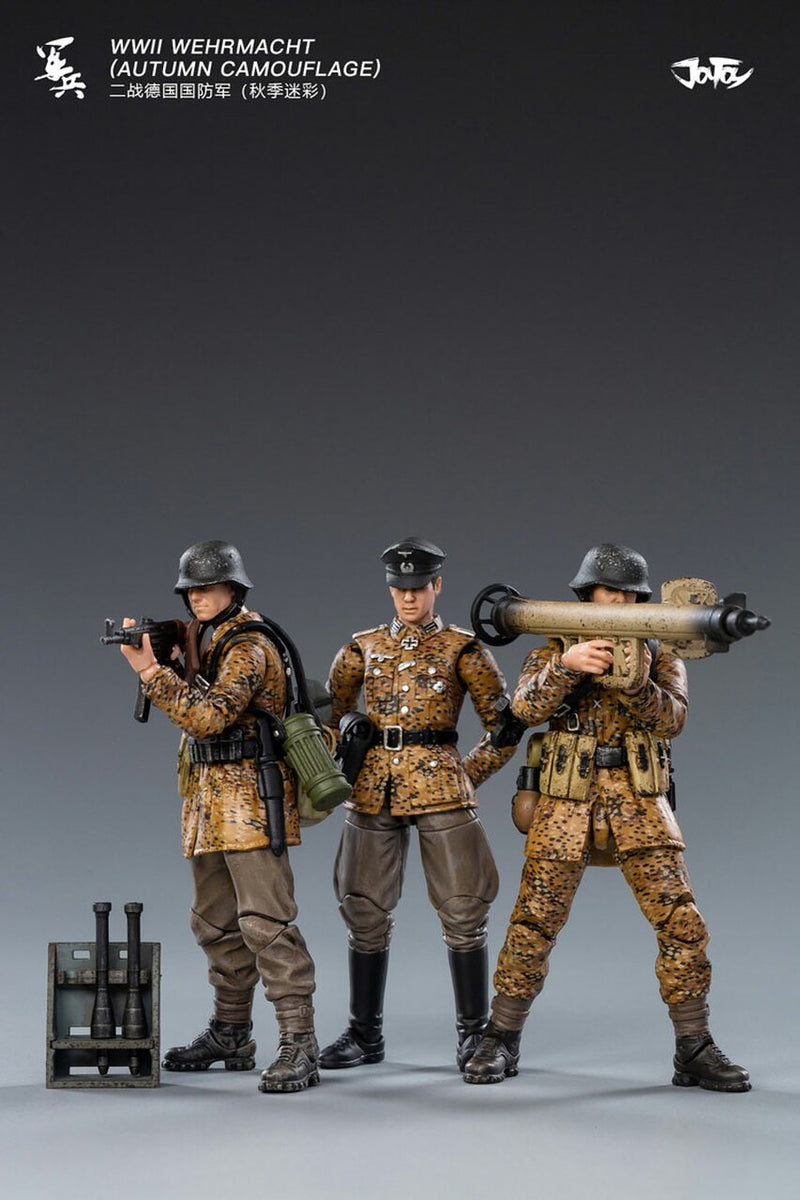 Load image into Gallery viewer, 1/18 - WWII - Wehrmacht Autumn Figure Type 2
