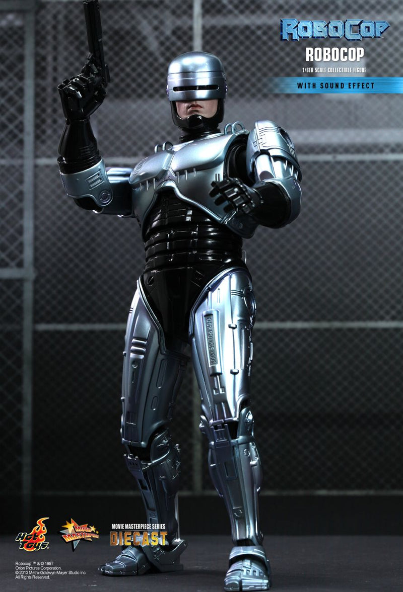 Load image into Gallery viewer, Display Item - Die Cast - Robocop w/Extra Accessories
