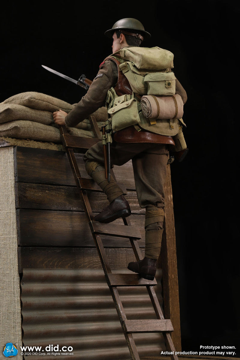 Load image into Gallery viewer, WWI - British - LCpl William w/Trench - MINT IN BOX (READ DESC)
