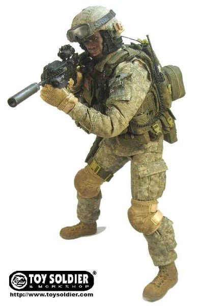 Load image into Gallery viewer, Howard &quot;Mad Max&#39; Mullen ACU - Tan Rappelling Gloves

