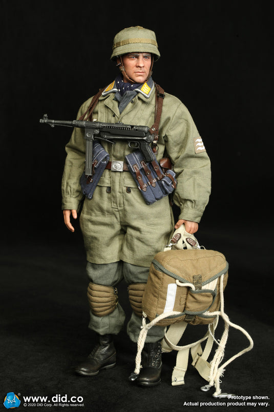 WWII - Fallschirmjäger - MP40 Submachine Gun w/Leather Like Sling