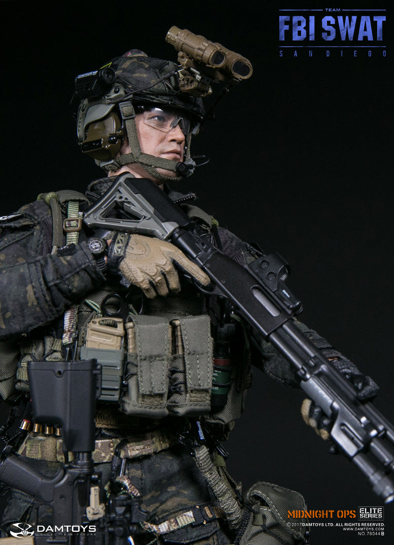 Load image into Gallery viewer, San Diego SWAT - Team B - Midnight Ops - MINT IN BOX
