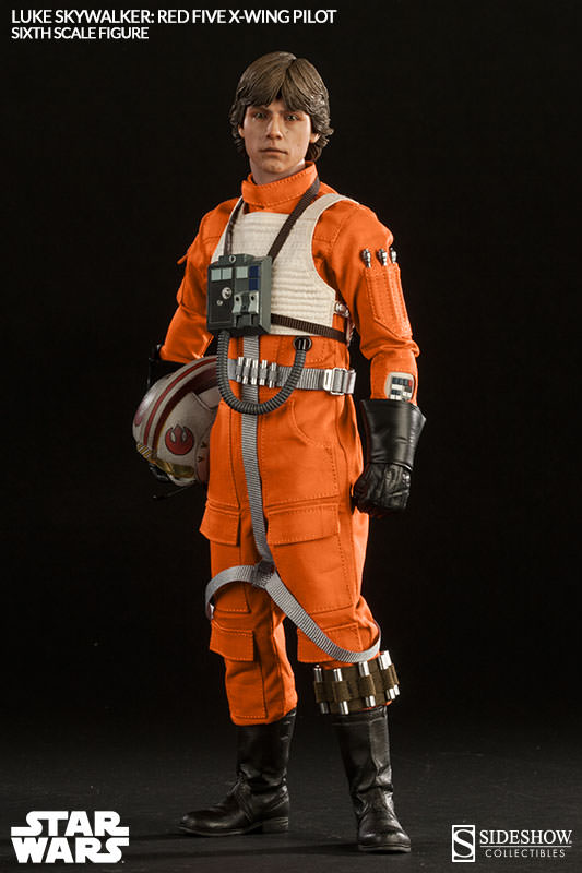 Load image into Gallery viewer, Star Wars - Luke Red 5 X-Wing Pilot - Exclusive - MINT IN BOX
