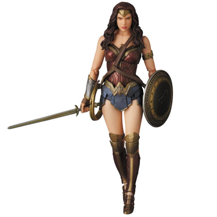 Load image into Gallery viewer, 1/12 - Batman V Superman - Wonder Woman - MINT IN BOX
