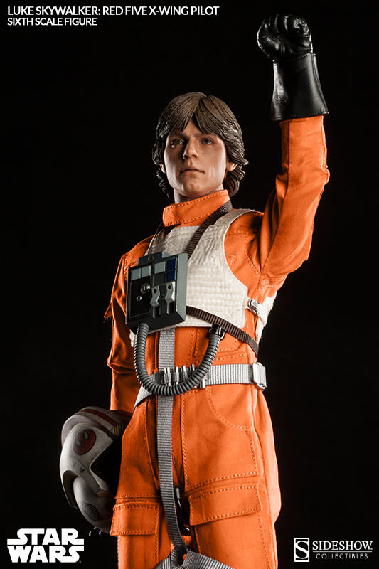 Load image into Gallery viewer, Star Wars - Luke Red 5 X-Wing Pilot - Exclusive - MINT IN BOX
