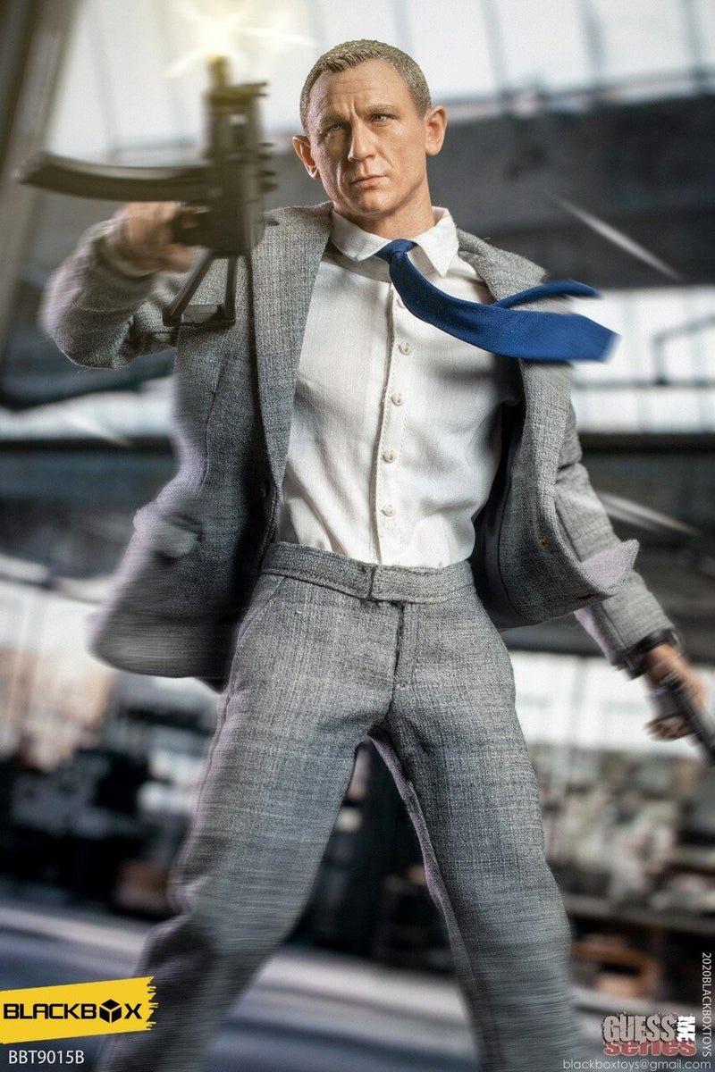 Load image into Gallery viewer, 700 - Some Time To Spy - Grey Version - Male Head Sculpt
