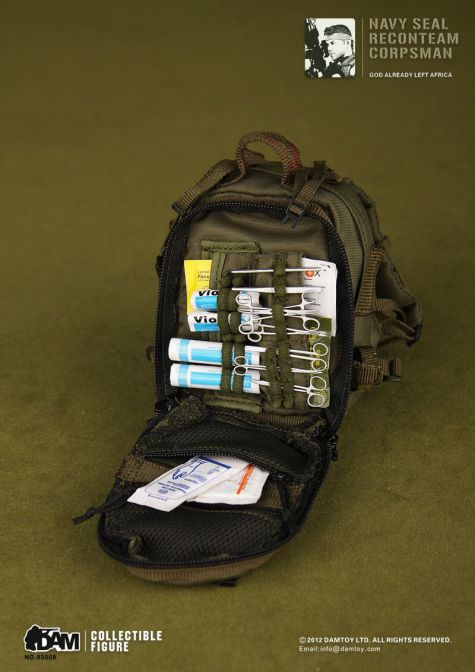 Load image into Gallery viewer, Navy Seal Recon Team Corpsman - Face Shield &amp; Antiseptic Set
