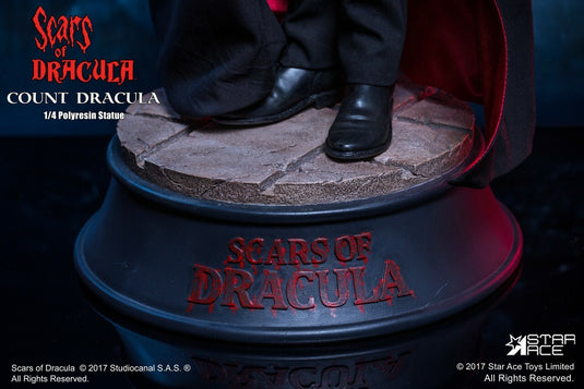 1/4 Scale - Scars of Dracula Superb Scale Statue - MINT IN BOX