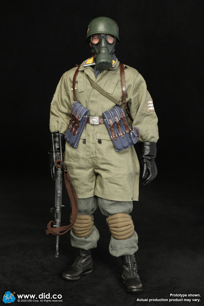 Load image into Gallery viewer, WWII - Fallschirmjäger - Green Combat Pants
