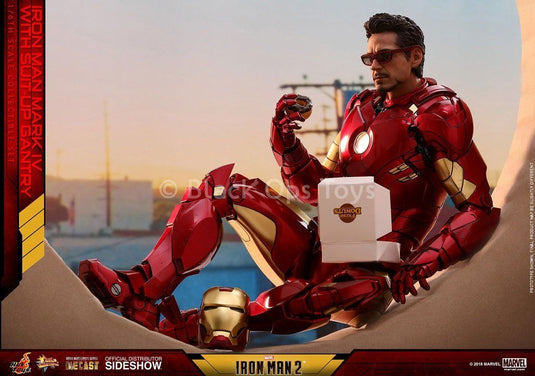 Iron Man Mark IV w/Suit-up Gantry - MINT IN BOX