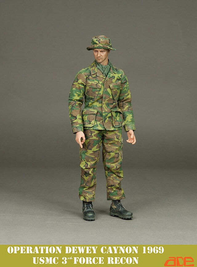 Load image into Gallery viewer, Vietnam 1969 - Op. Dewey Canyon 3rd Force Recon - MINT IN BOX

