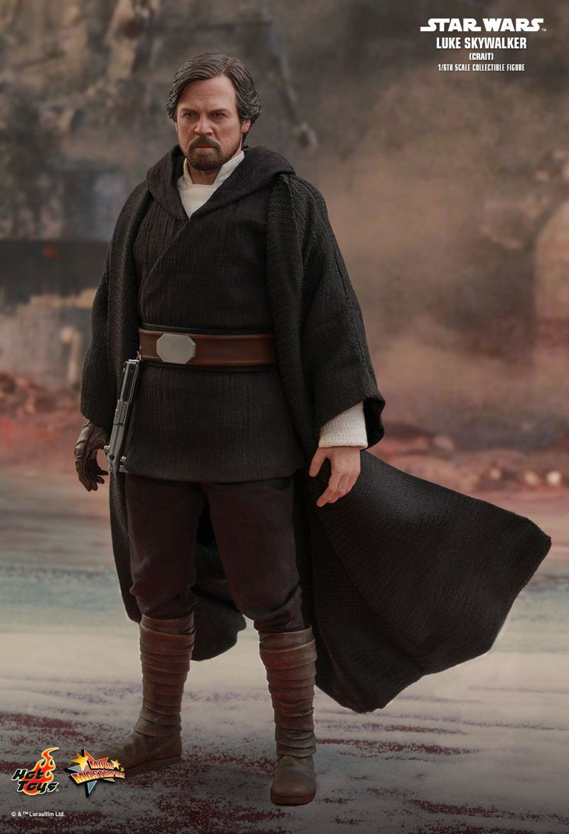 Load image into Gallery viewer, STAR WARS - Luke Skywalker - Right Arm w/Light Up Lightsaber Hilt
