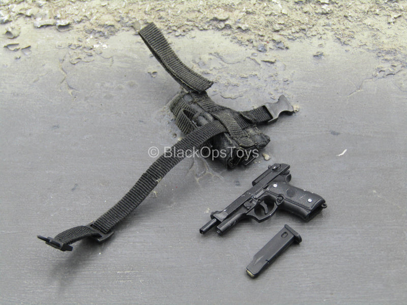 Load image into Gallery viewer, TWD - Morgan Jones - M9 Berretta Pistol w/Drop Leg Holster

