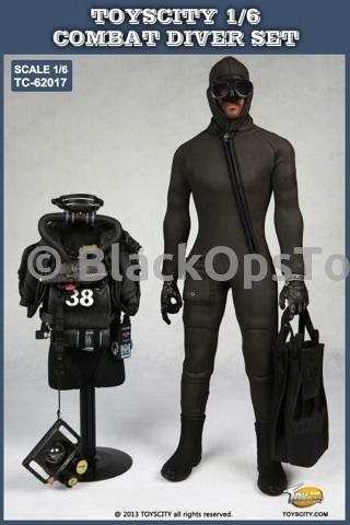 Load image into Gallery viewer, Combat Diver Set - Black Diving Boots (Peg Type)
