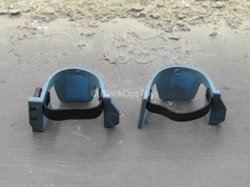 Load image into Gallery viewer, Star Wars - Death Watch Mando - Blue Knee Pads
