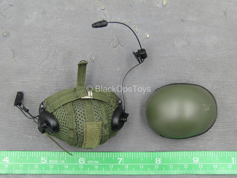 Load image into Gallery viewer, US Army Armor Tanker Crewman - Green Helmet Set
