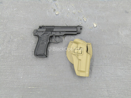 US Army Armor Tanker Crewman - M9 Pistol w/Holster