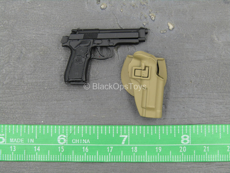 Load image into Gallery viewer, US Army Armor Tanker Crewman - M9 Pistol w/Holster
