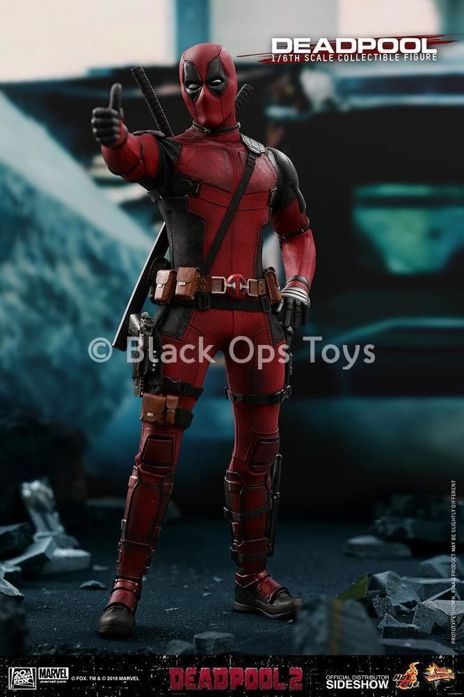 Load image into Gallery viewer, MARVEL COMICS DEADPOOL - MINT IN BOX

