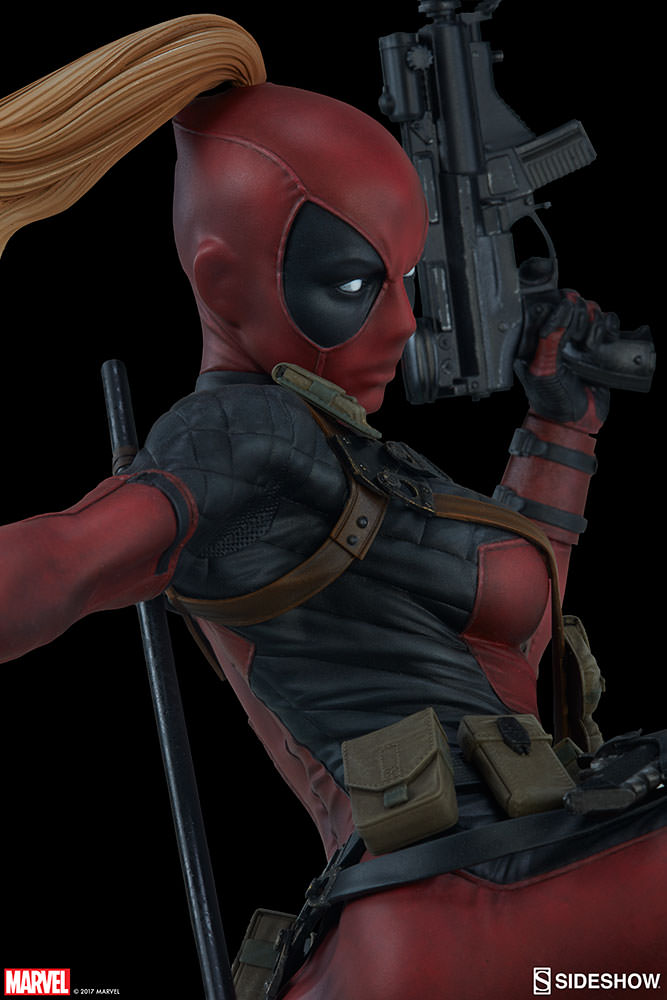 Load image into Gallery viewer, Lady Deadpool Premium Format Exclusive - MINT IN BOX
