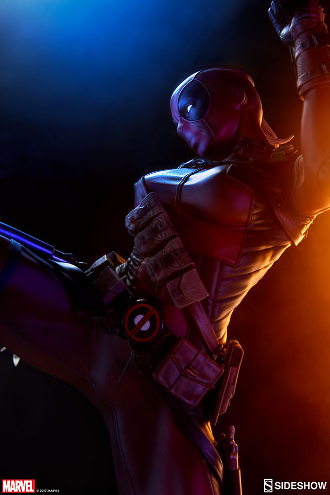 Load image into Gallery viewer, Lady Deadpool Premium Format Exclusive - MINT IN BOX

