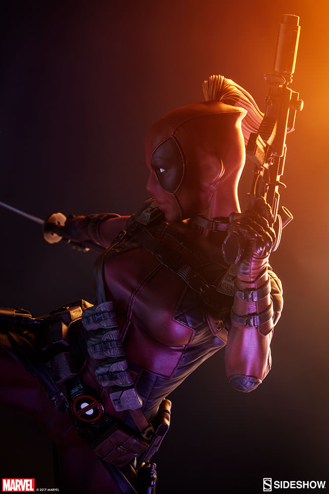 Load image into Gallery viewer, Lady Deadpool Premium Format Exclusive - MINT IN BOX
