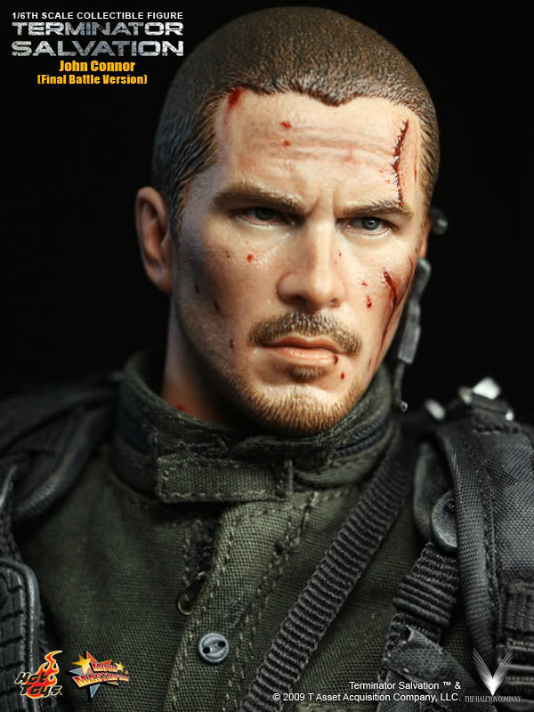 Load image into Gallery viewer, Terminator Salvation - John Connor Final Battle Ver. - MINT IN BOX
