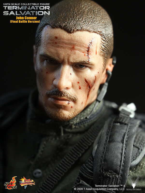 Load image into Gallery viewer, Terminator Salvation - John Connor Final Battle Ver. - MINT IN BOX
