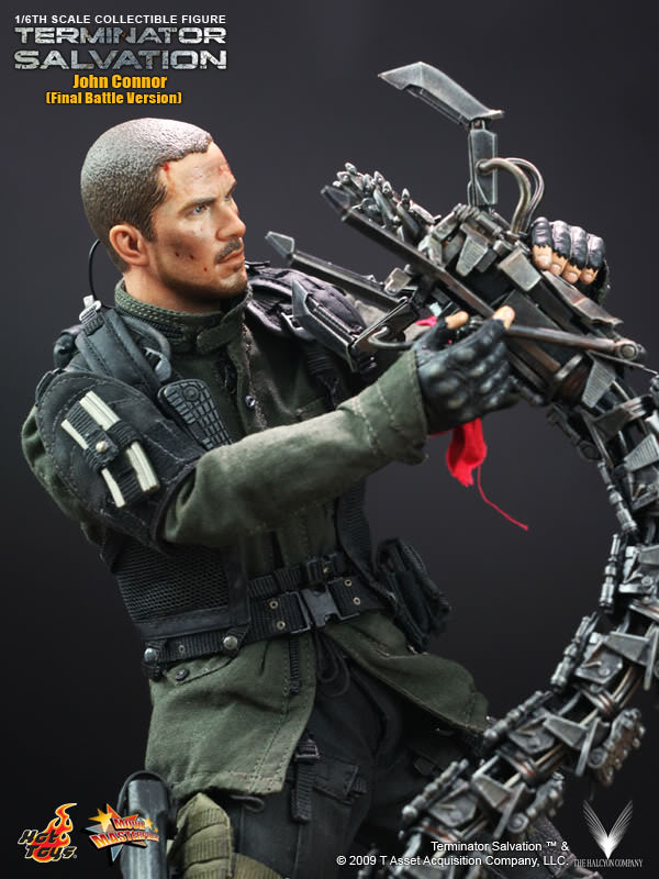 Load image into Gallery viewer, Terminator Salvation - John Connor Final Battle Ver. - MINT IN BOX
