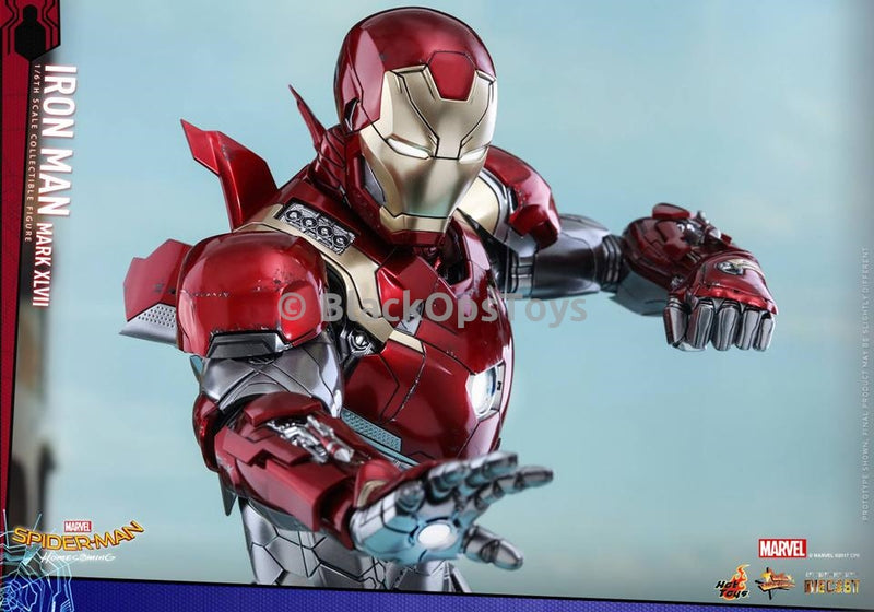 Load image into Gallery viewer, Hot Toys Diecast Spider-Man Homecoming Iron Man Mark XLVII Mint in Box
