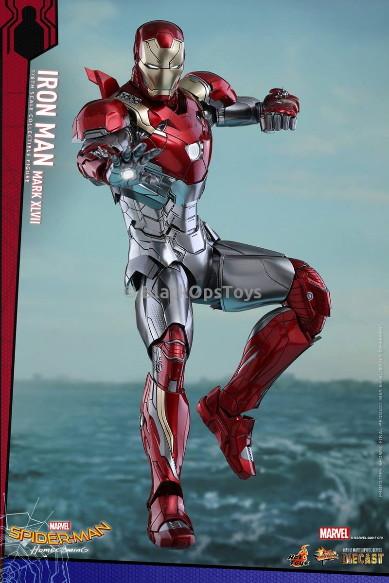 Load image into Gallery viewer, Hot Toys Diecast Spider-Man Homecoming Iron Man Mark XLVII Mint in Box
