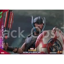 Load image into Gallery viewer, Thor - Thor: Rangarok Version - MINT IN BOX
