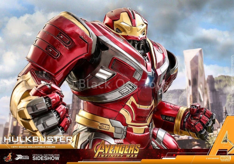 Load image into Gallery viewer, Avengers: Infinity War - Hulkbuster Power Pose - MINT IN BOX
