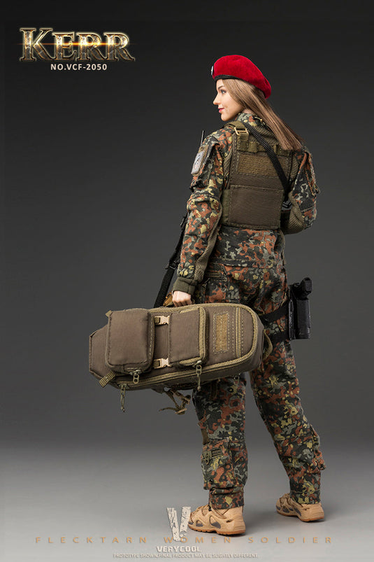 Flecktarn Women Soldier Kerr - MINT IN BOX