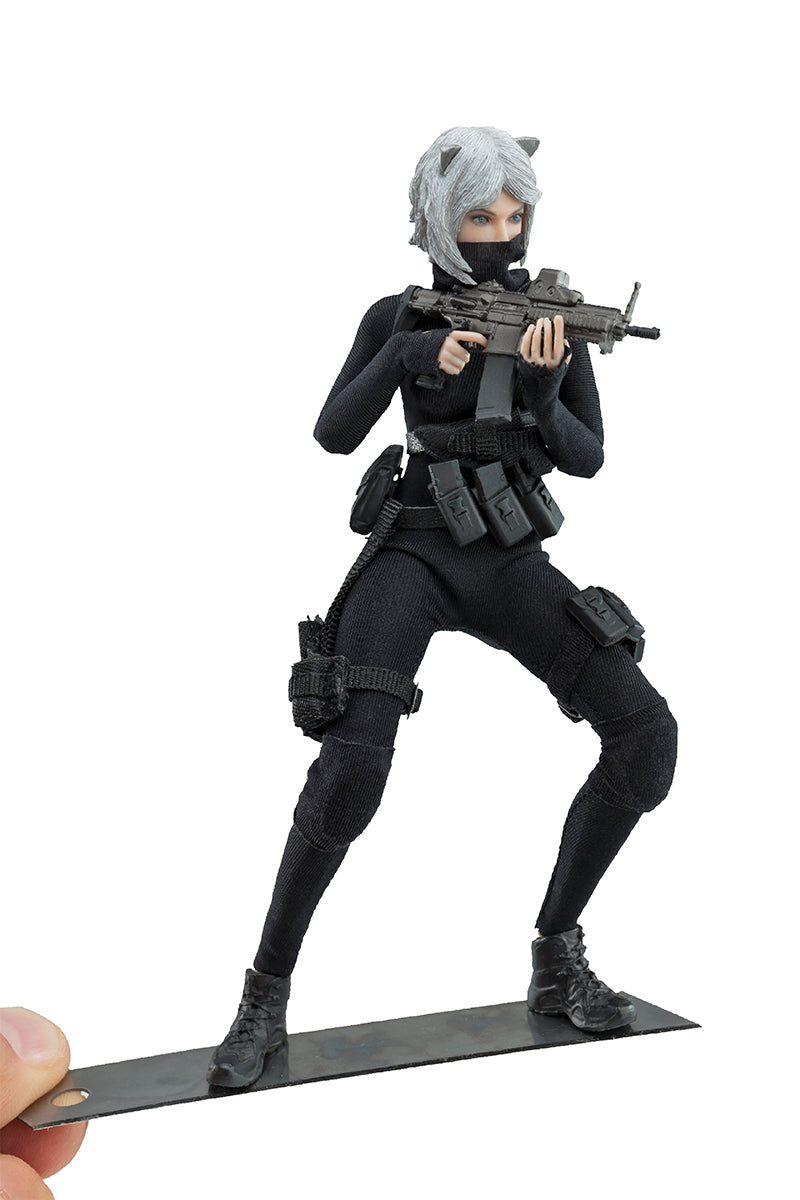 Load image into Gallery viewer, 1/12 scale - Catch Me Female Assassin - MINT IN BOX
