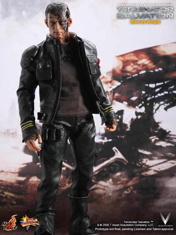Load image into Gallery viewer, TERMINATOR - Marcus Wright - Male Head Sculpt w/Battle Damage
