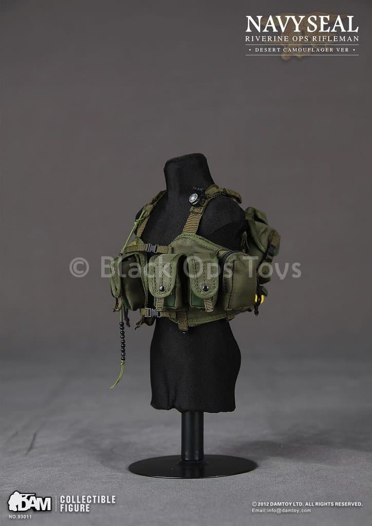 Load image into Gallery viewer, Riverine Ops Rifleman - Desert Camo Version - MINT IN BOX
