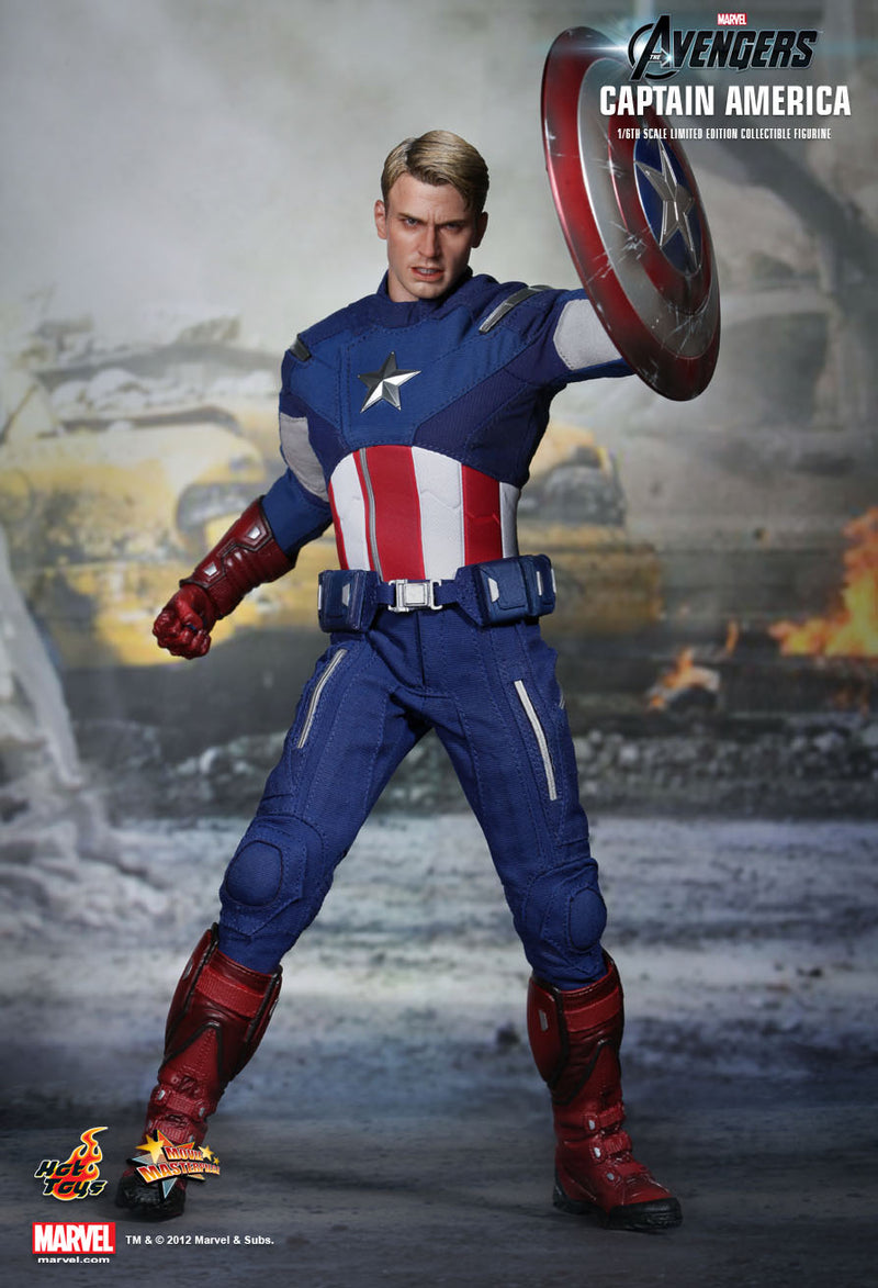 Load image into Gallery viewer, The Avengers - Captain America - MINT IN BOX
