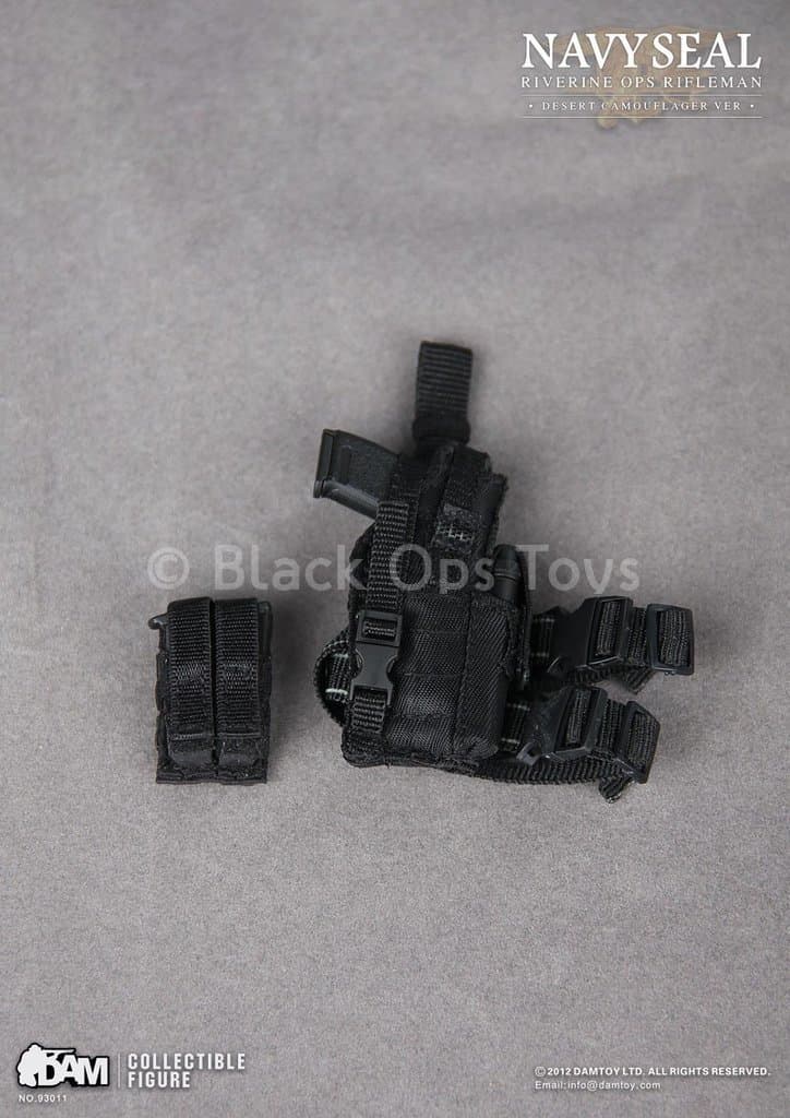 Load image into Gallery viewer, Riverine Ops Rifleman - Desert Camo Version - MINT IN BOX
