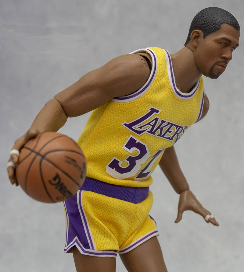 Load image into Gallery viewer, Magic Johnson - Basketball w/Metal
